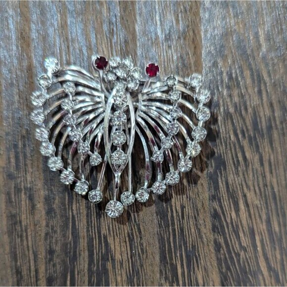 Vintage Rhinestone & faux Ruby Butterfly brooch pin silver tone - Picture 2 of 6